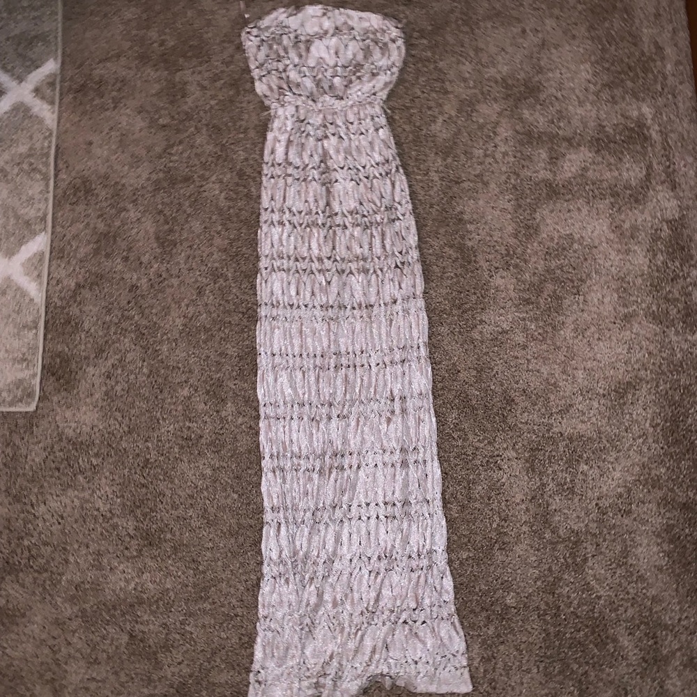Strapless dress
